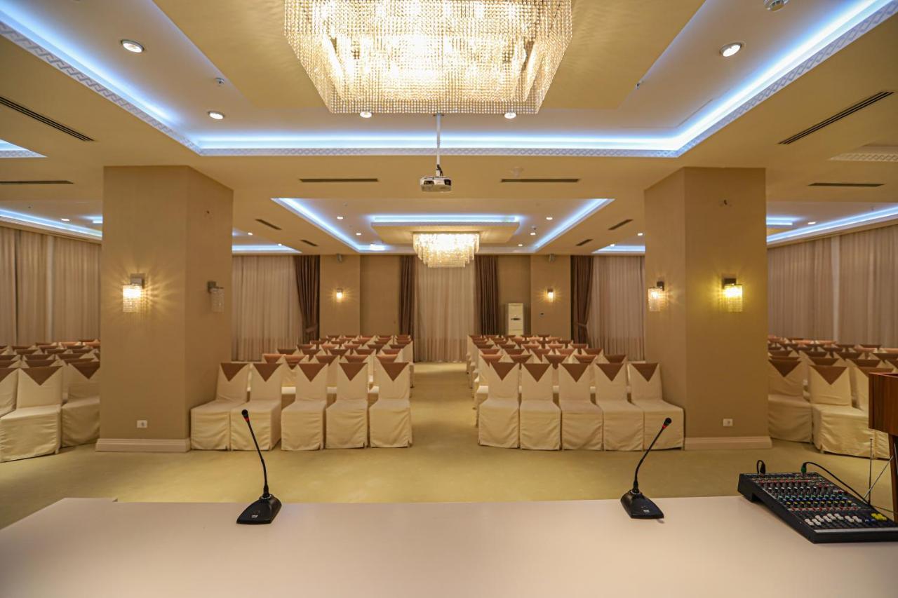 Gabala Garden Hotel Exterior foto The ballroom