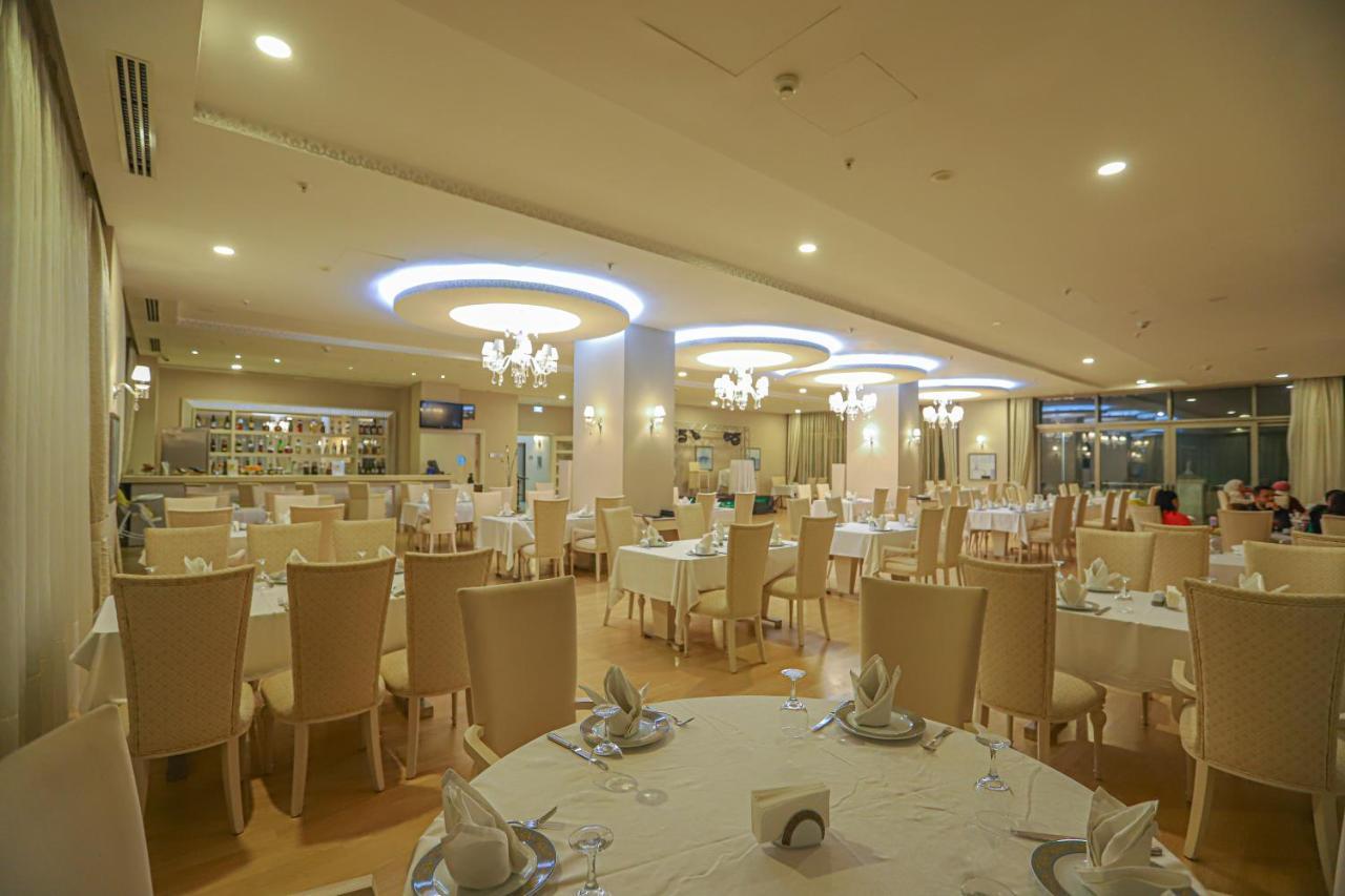 Gabala Garden Hotel Exterior foto The restaurant